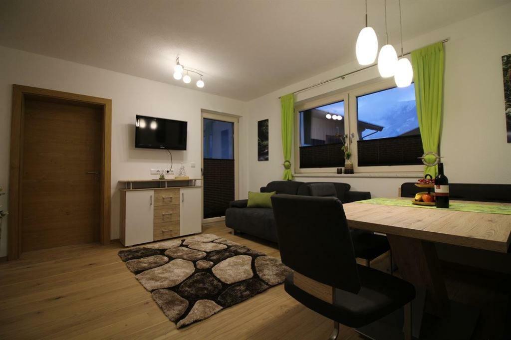 Apart Melanie Zell am Ziller Exterior foto